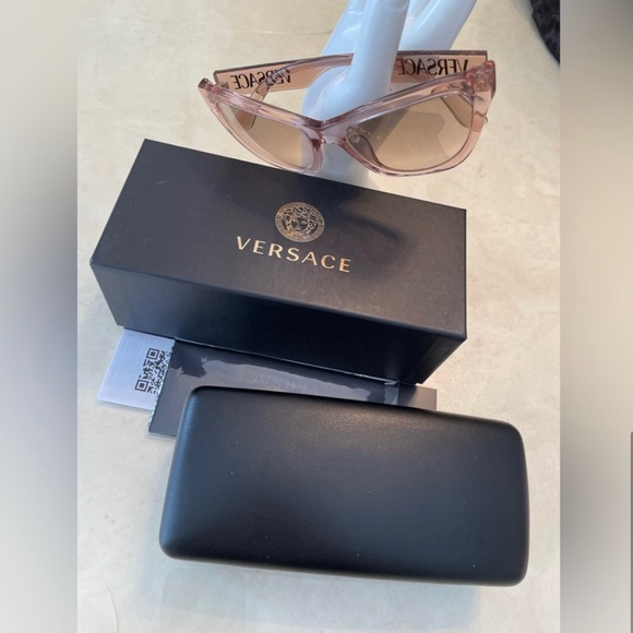 Versace Sunglasses - Picture 6 of 6